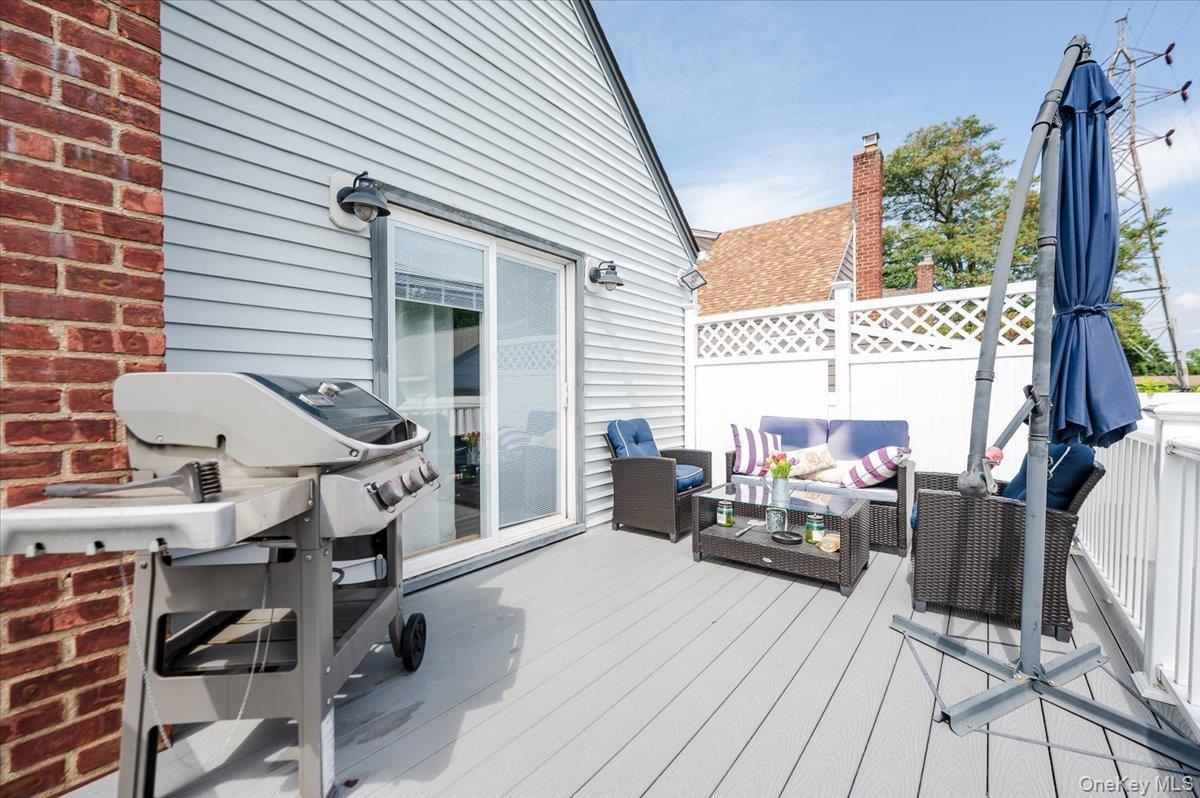 Single Family Westcott  Nassau County, NY 11096, MLS-913916-17