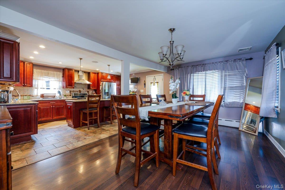 Single Family Westcott  Nassau County, NY 11096, MLS-913916-3