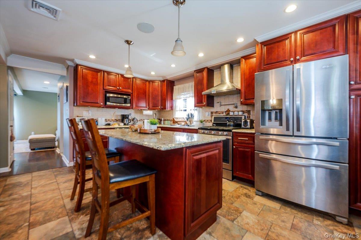 Single Family Westcott  Nassau County, NY 11096, MLS-913916-7