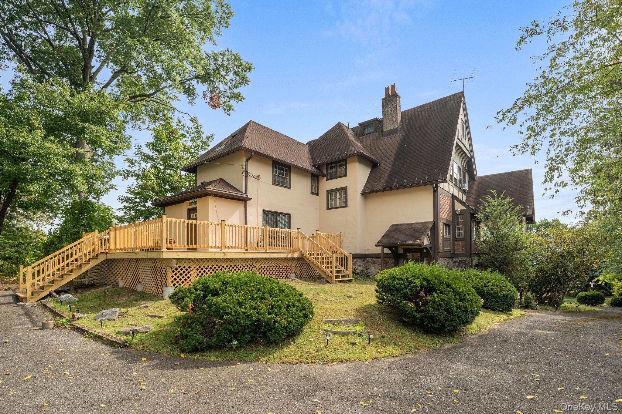 Single Family Hamilton  Westchester County, NY 10801, MLS-913927-22