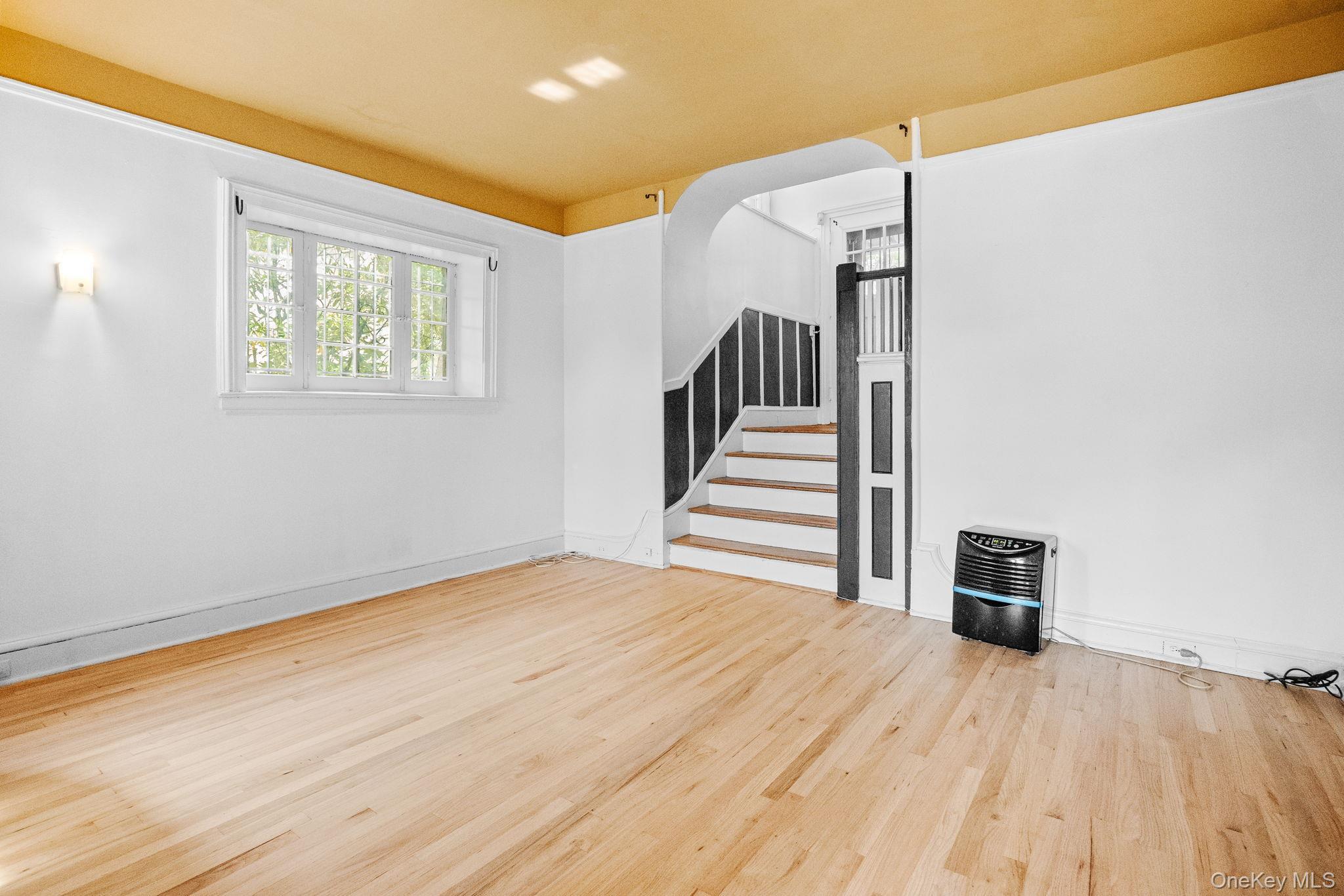 Single Family Hamilton  Westchester County, NY 10801, MLS-913927-3