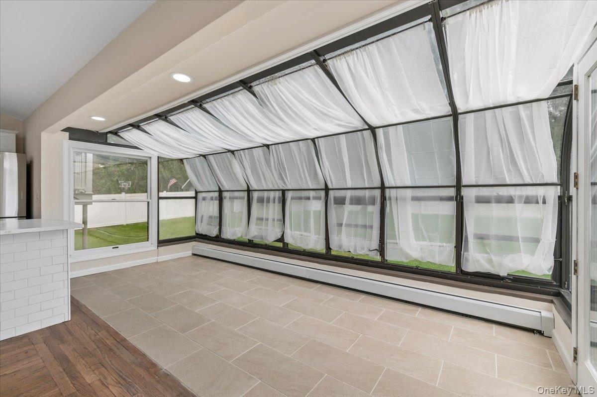 Single Family Nowick Suffolk County, NY 11787, MLS-913961-11