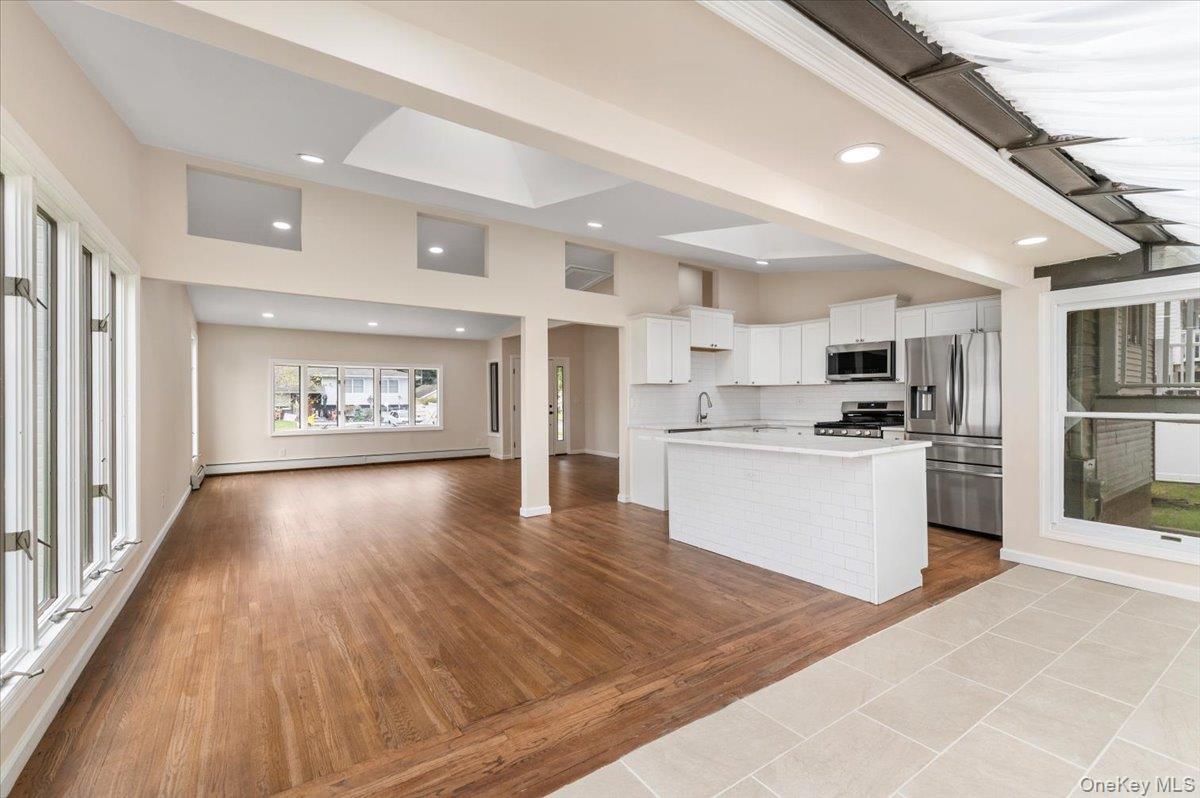 Single Family Nowick Suffolk County, NY 11787, MLS-913961-14