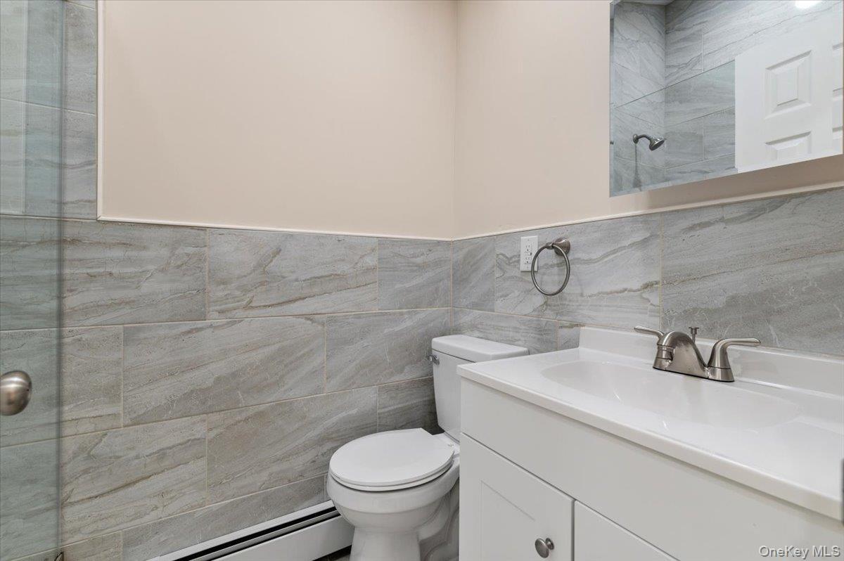 Single Family Nowick Suffolk County, NY 11787, MLS-913961-15