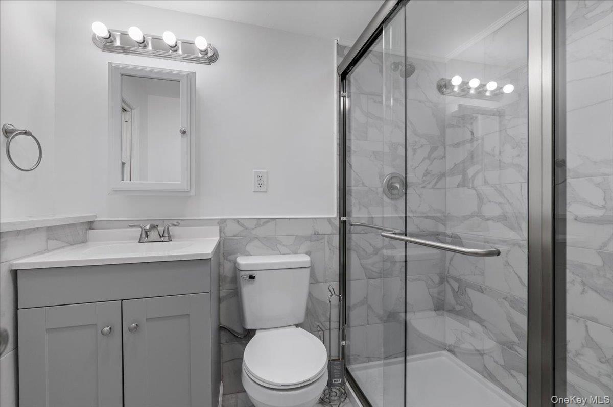 Single Family Nowick Suffolk County, NY 11787, MLS-913961-29