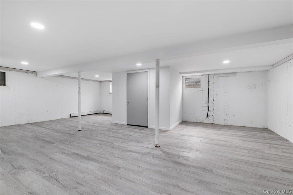 Single Family Nowick Suffolk County, NY 11787, MLS-913961-30