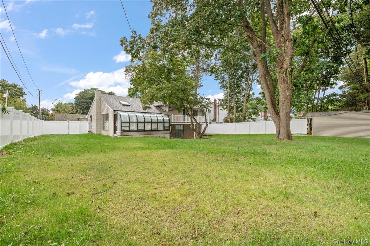 Single Family Nowick  Suffolk County, NY 11787, MLS-913961-35