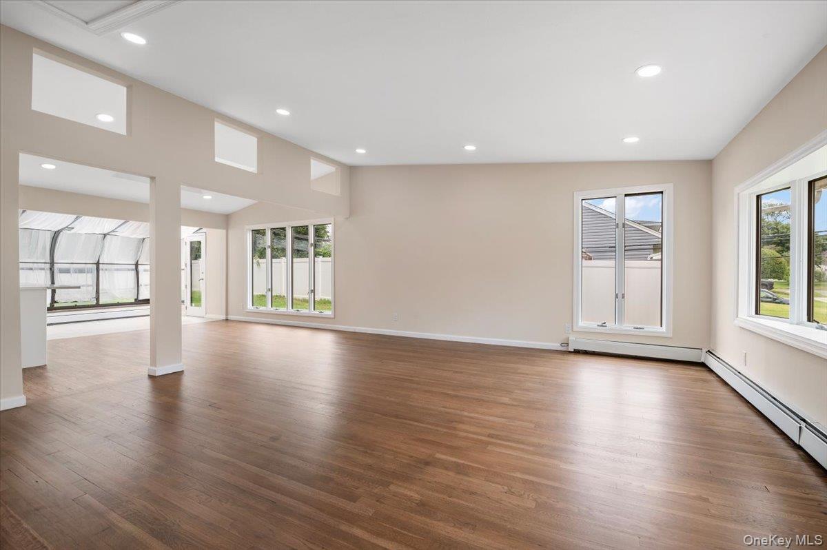 Single Family Nowick Suffolk County, NY 11787, MLS-913961-5