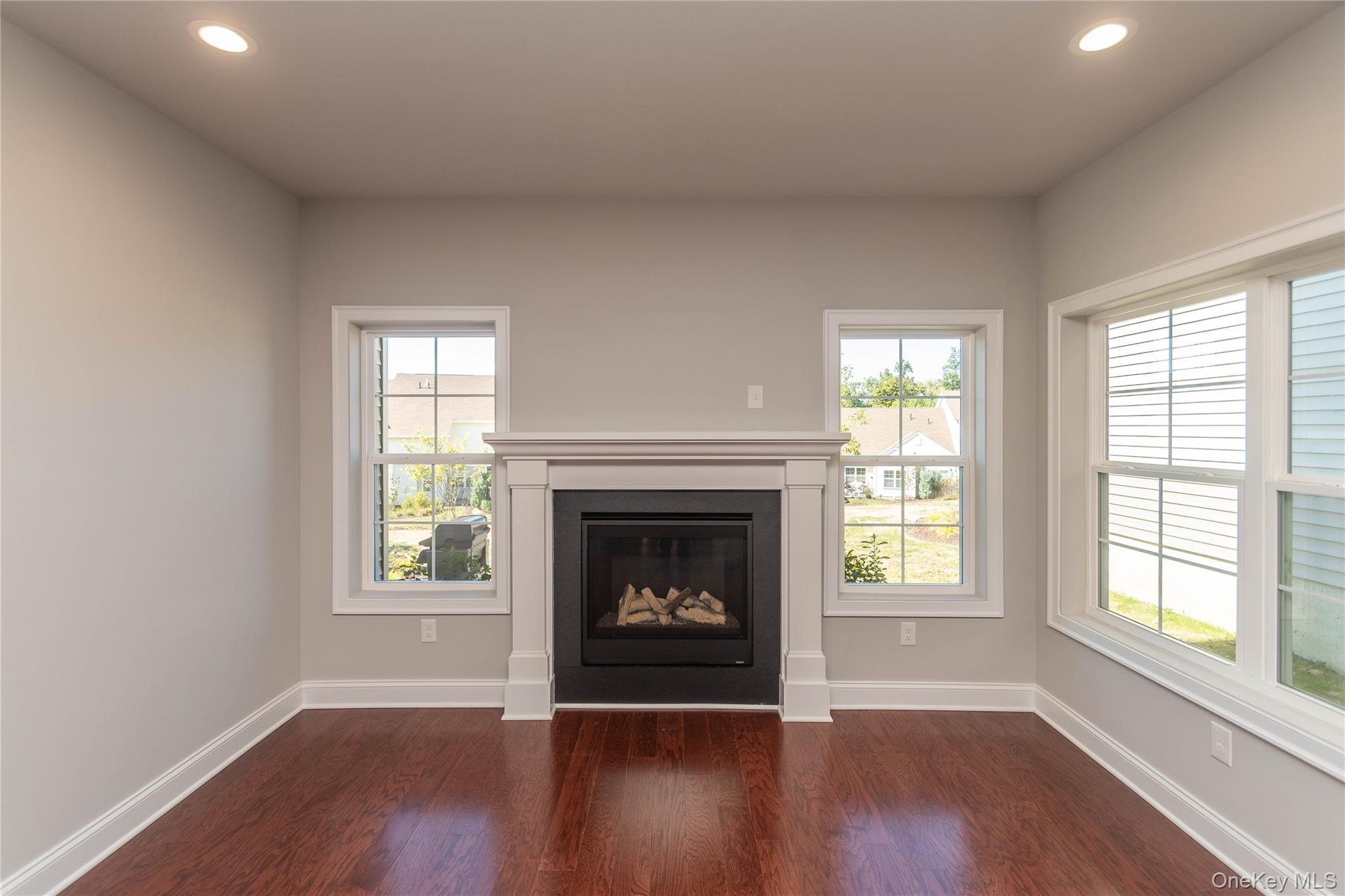 Single Family Hudson View Dutchess County, NY 12538, MLS-913970-12