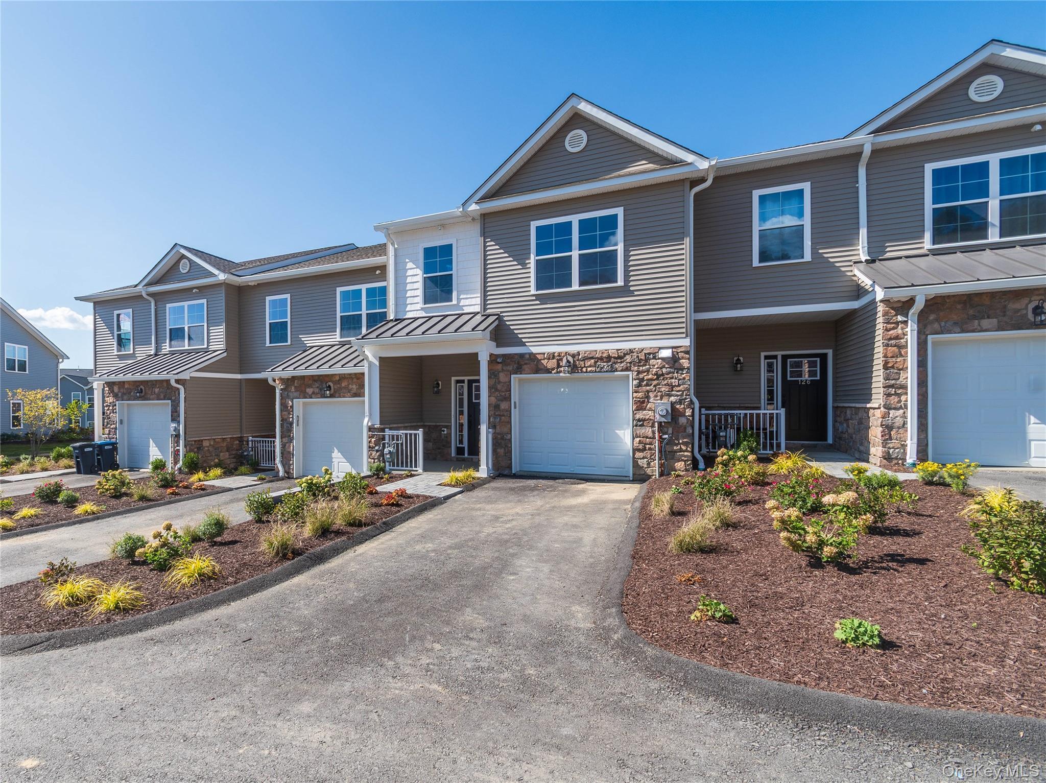 Single Family Hudson View Dutchess County, NY 12538, MLS-913970-2