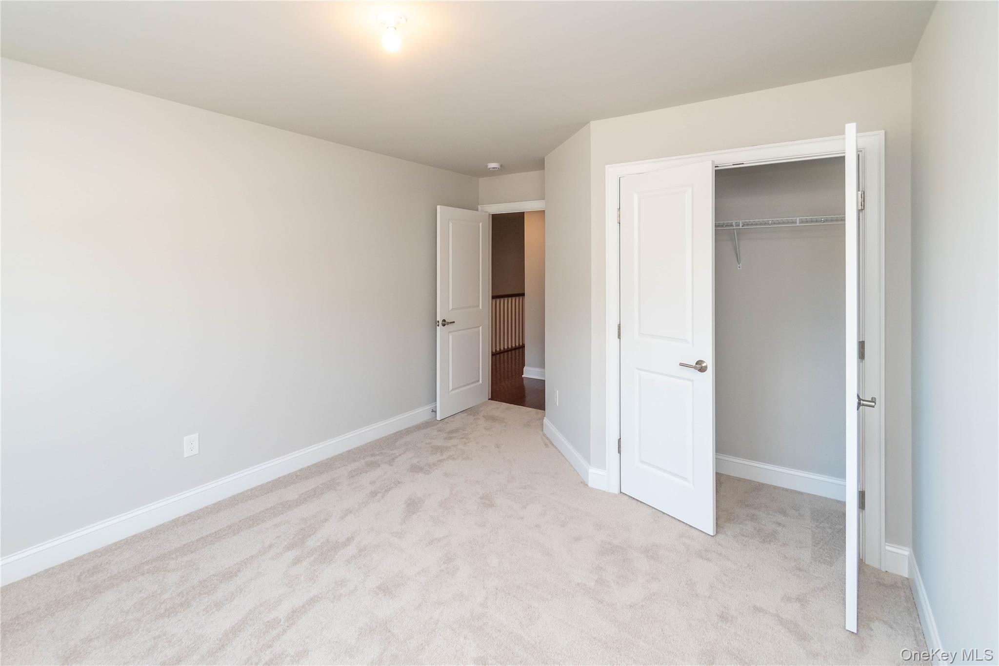 Single Family Hudson View Dutchess County, NY 12538, MLS-913970-20