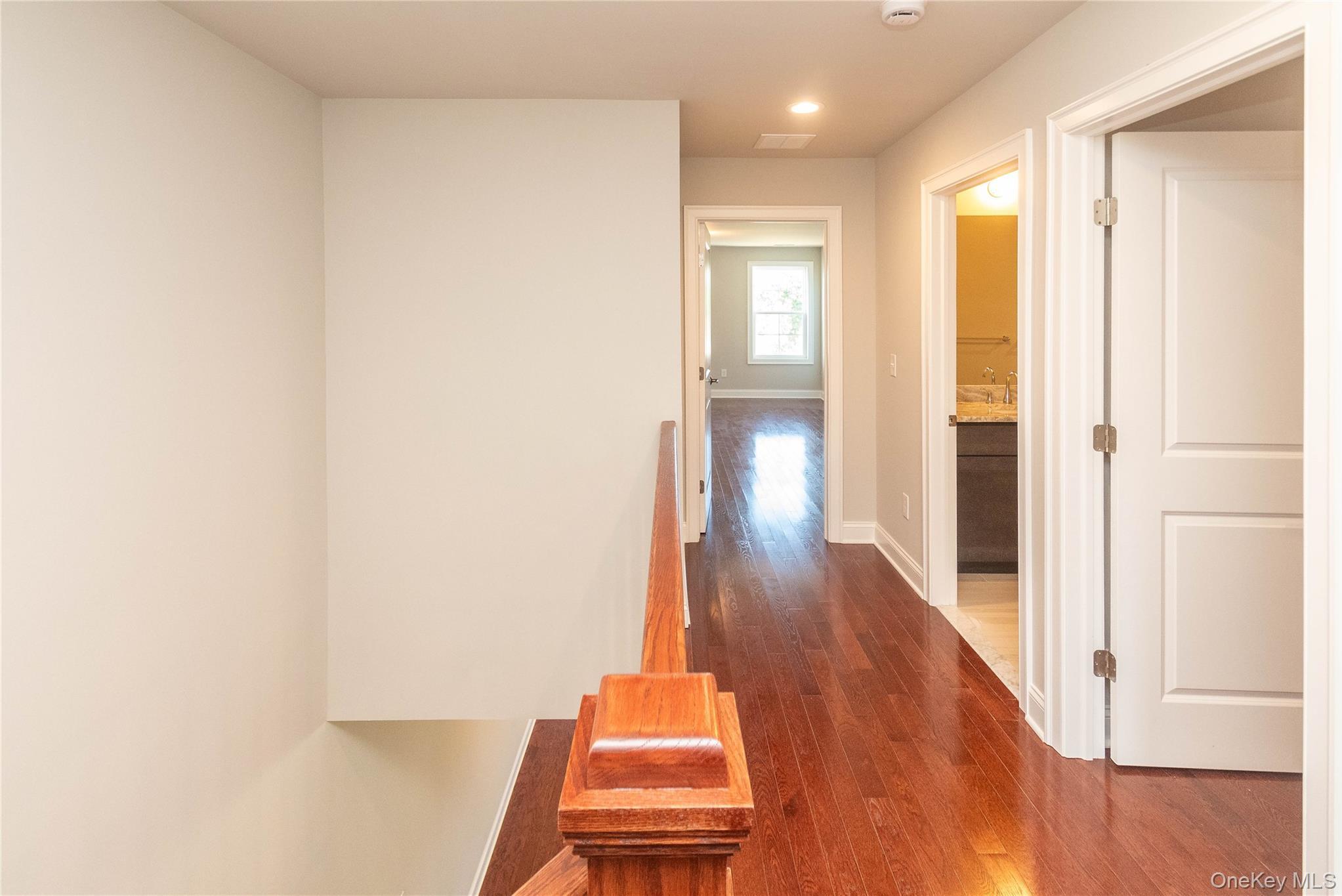 Single Family Hudson View Dutchess County, NY 12538, MLS-913970-22