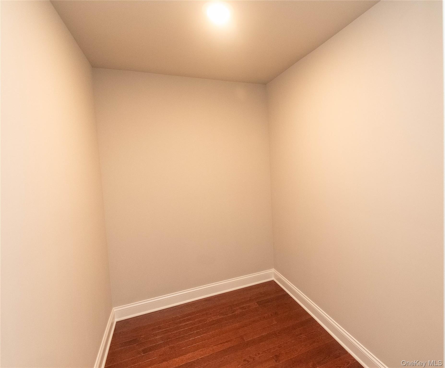 Single Family Hudson View Dutchess County, NY 12538, MLS-913970-23