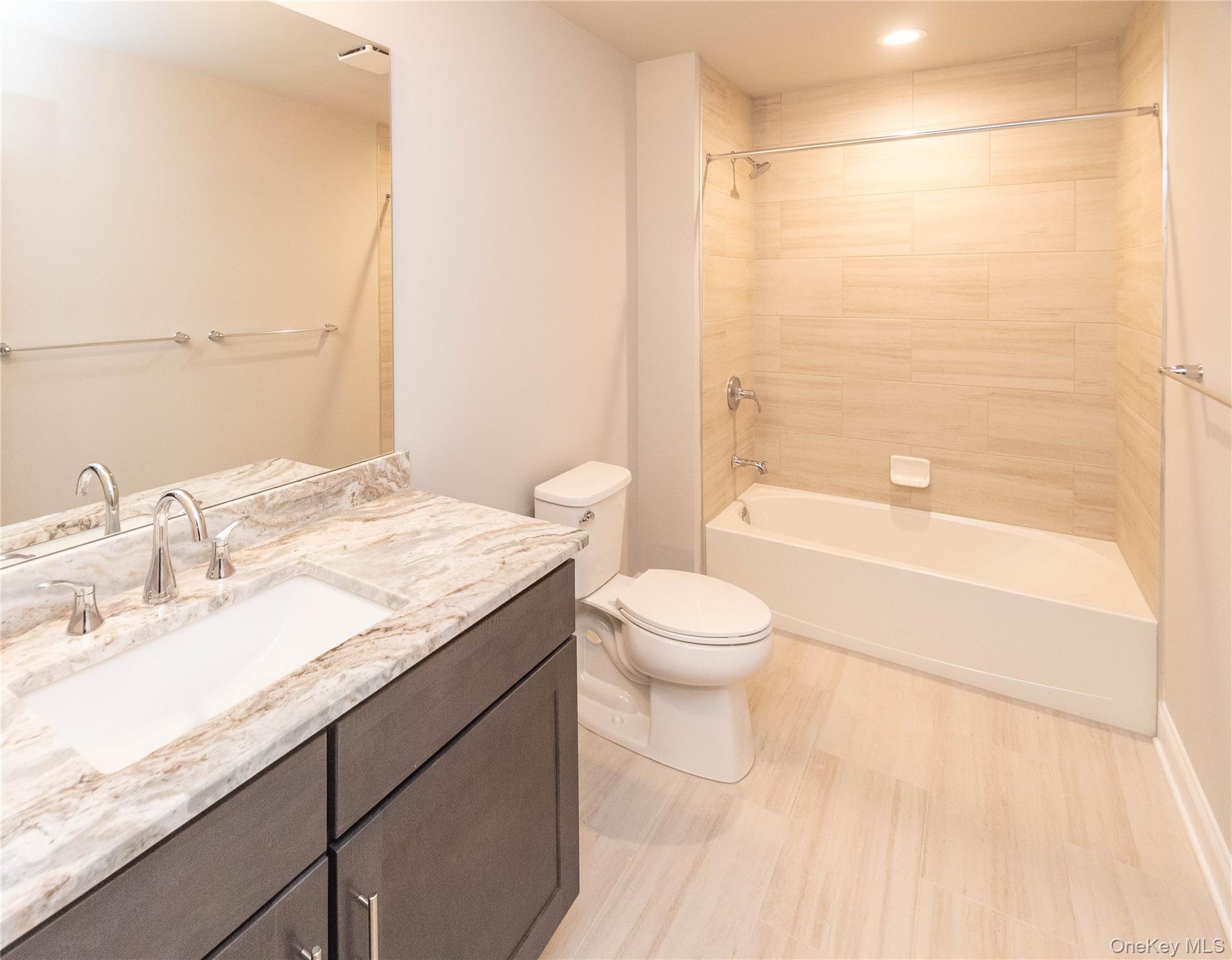 Single Family Hudson View Dutchess County, NY 12538, MLS-913970-25