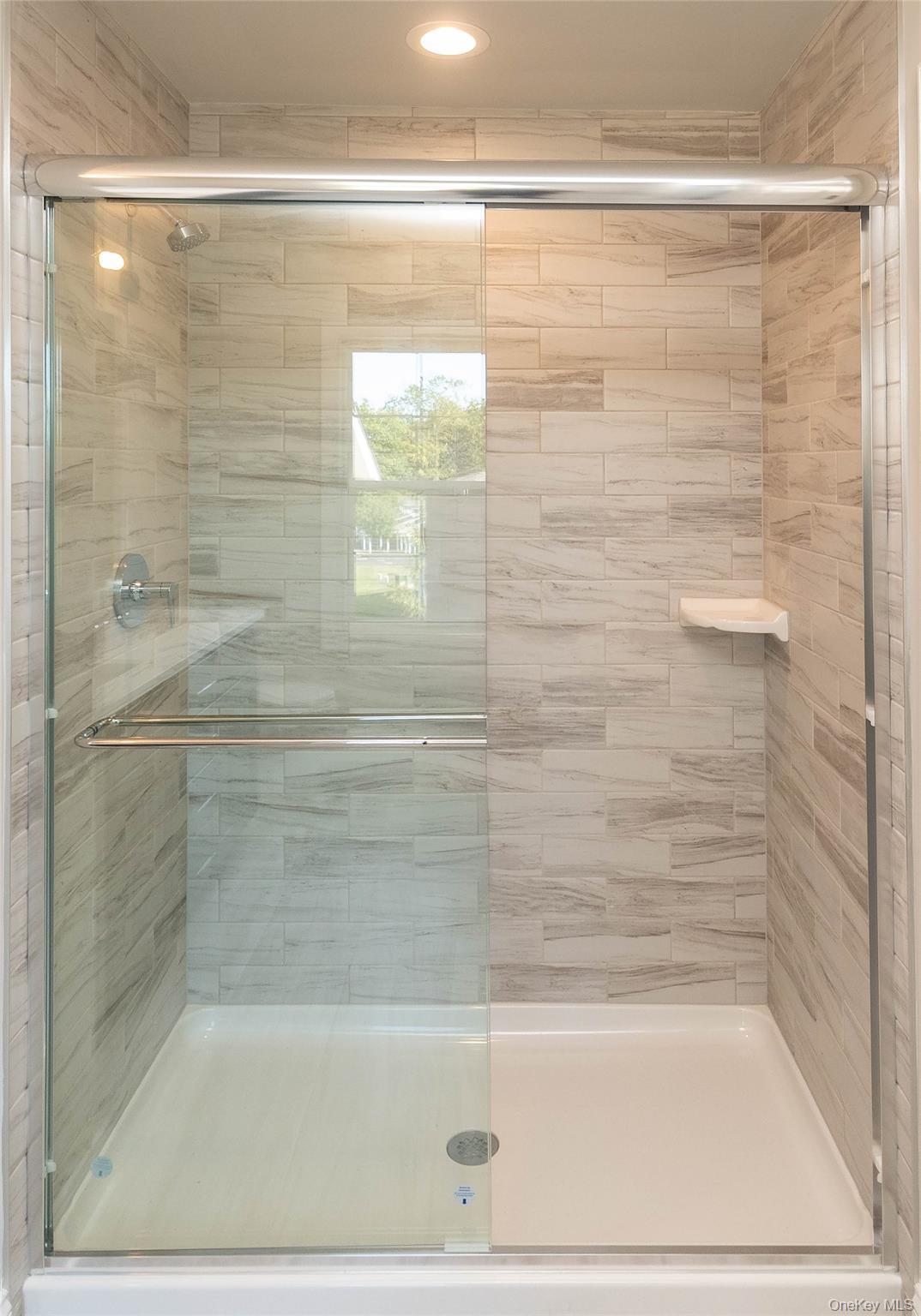 Single Family Hudson View Dutchess County, NY 12538, MLS-913970-33