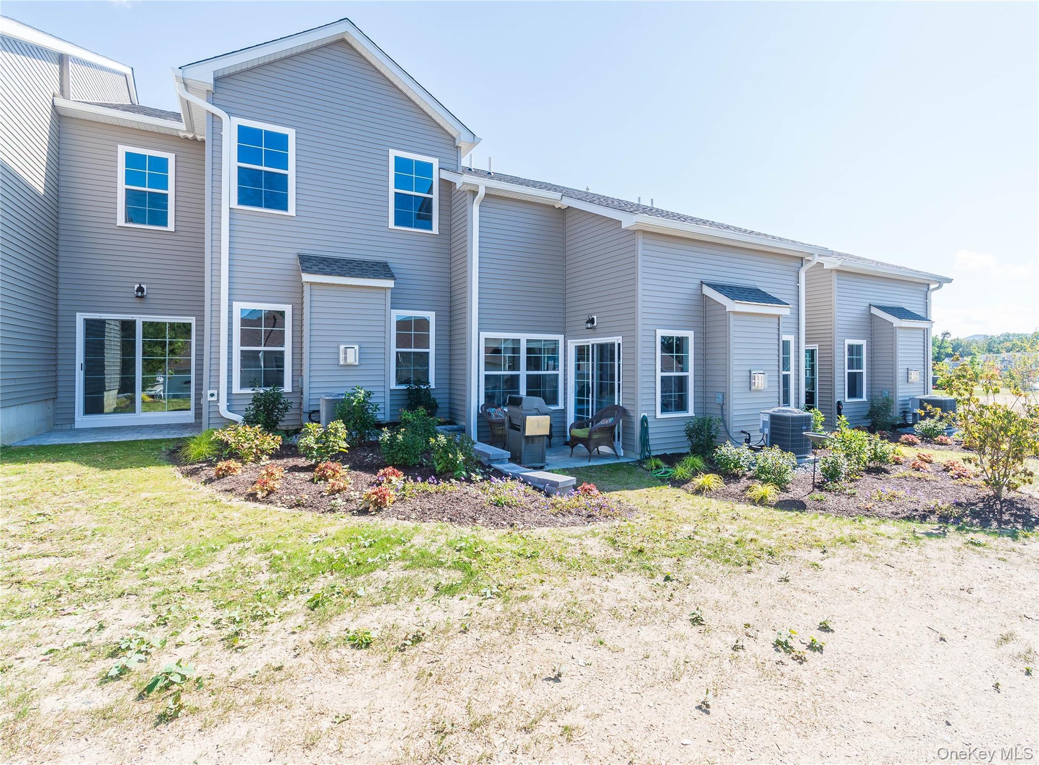 Single Family Hudson View Dutchess County, NY 12538, MLS-913970-36