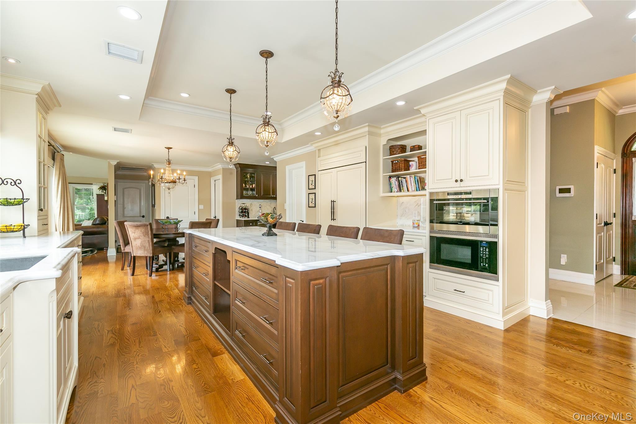 Single Family Fox Hollow Nassau County, NY 11568, MLS-914003-10