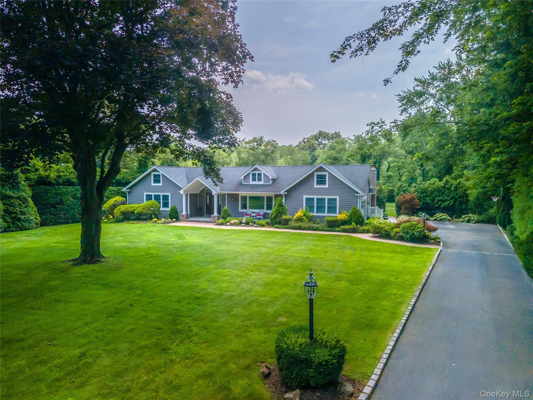 Single Family Fox Hollow Nassau County, NY 11568, MLS-914003-2