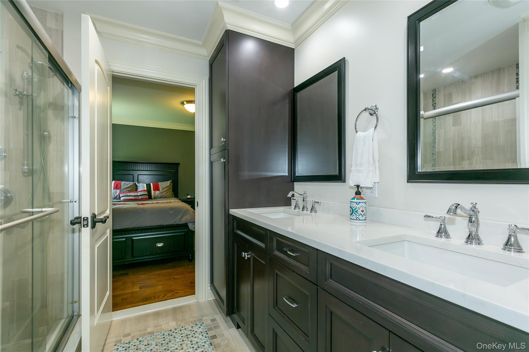 Single Family Fox Hollow Nassau County, NY 11568, MLS-914003-21