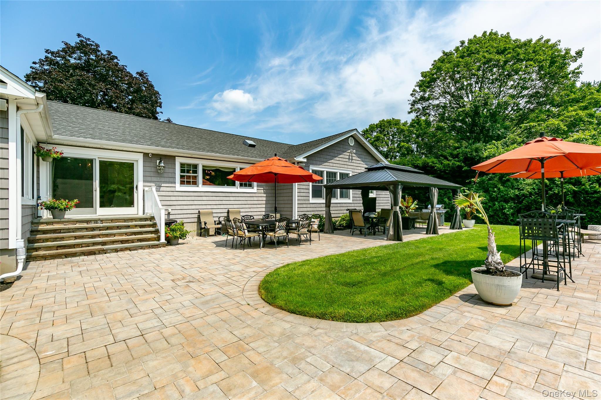 Single Family Fox Hollow Nassau County, NY 11568, MLS-914003-23