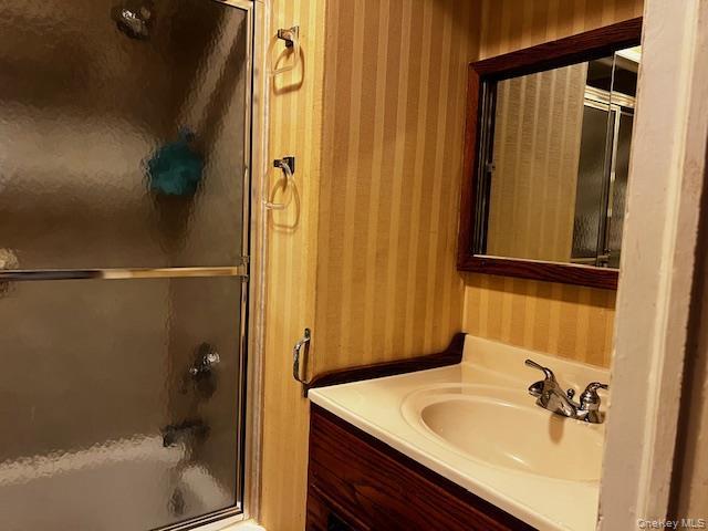 Single Family Champlain Suffolk County, NY 11779, MLS-914013-20