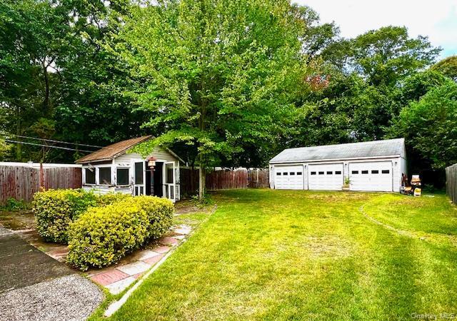 Single Family Champlain Suffolk County, NY 11779, MLS-914013-4