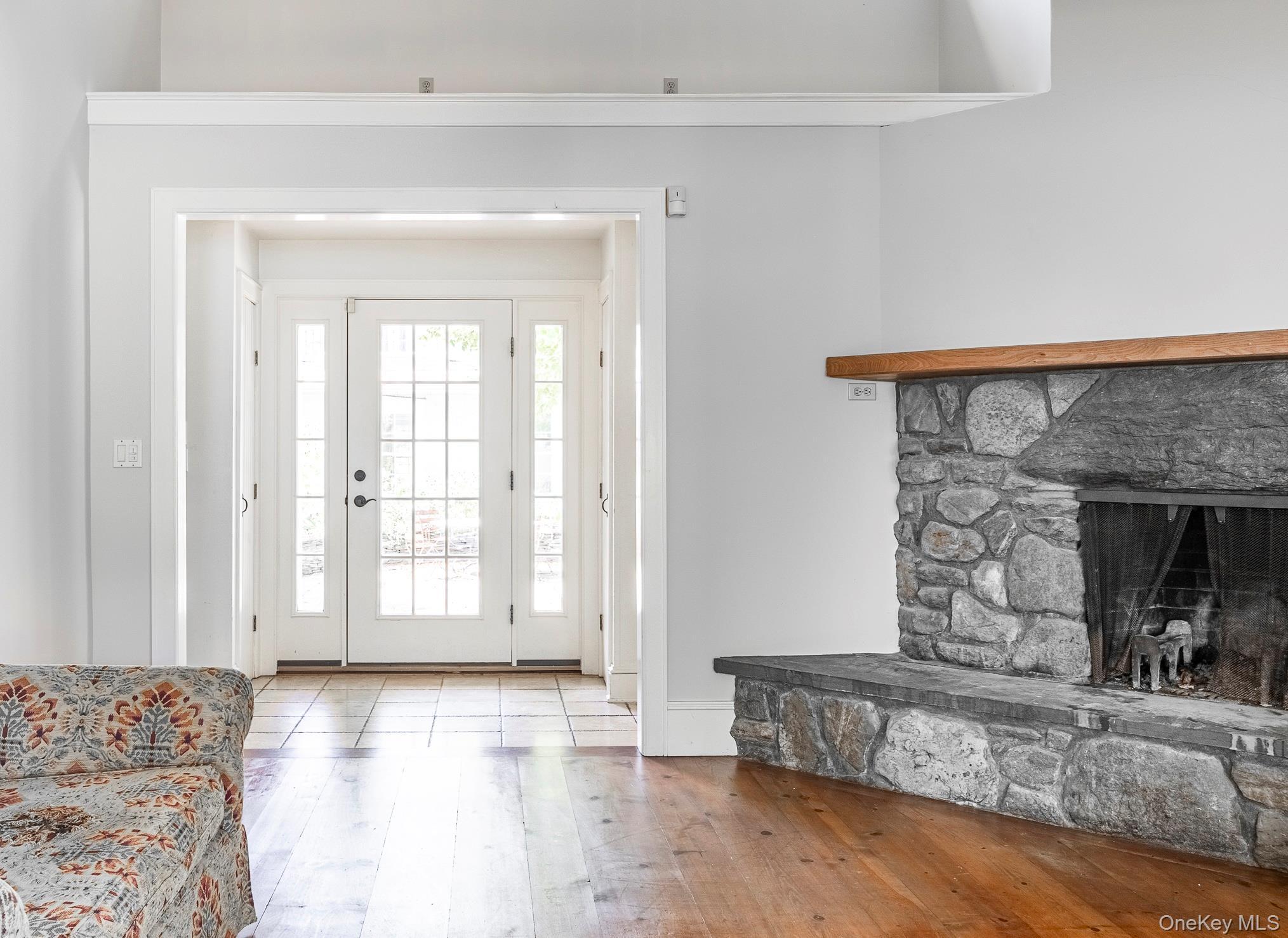 Single Family Tower Hill Dutchess County, NY 12545, MLS-914015-17