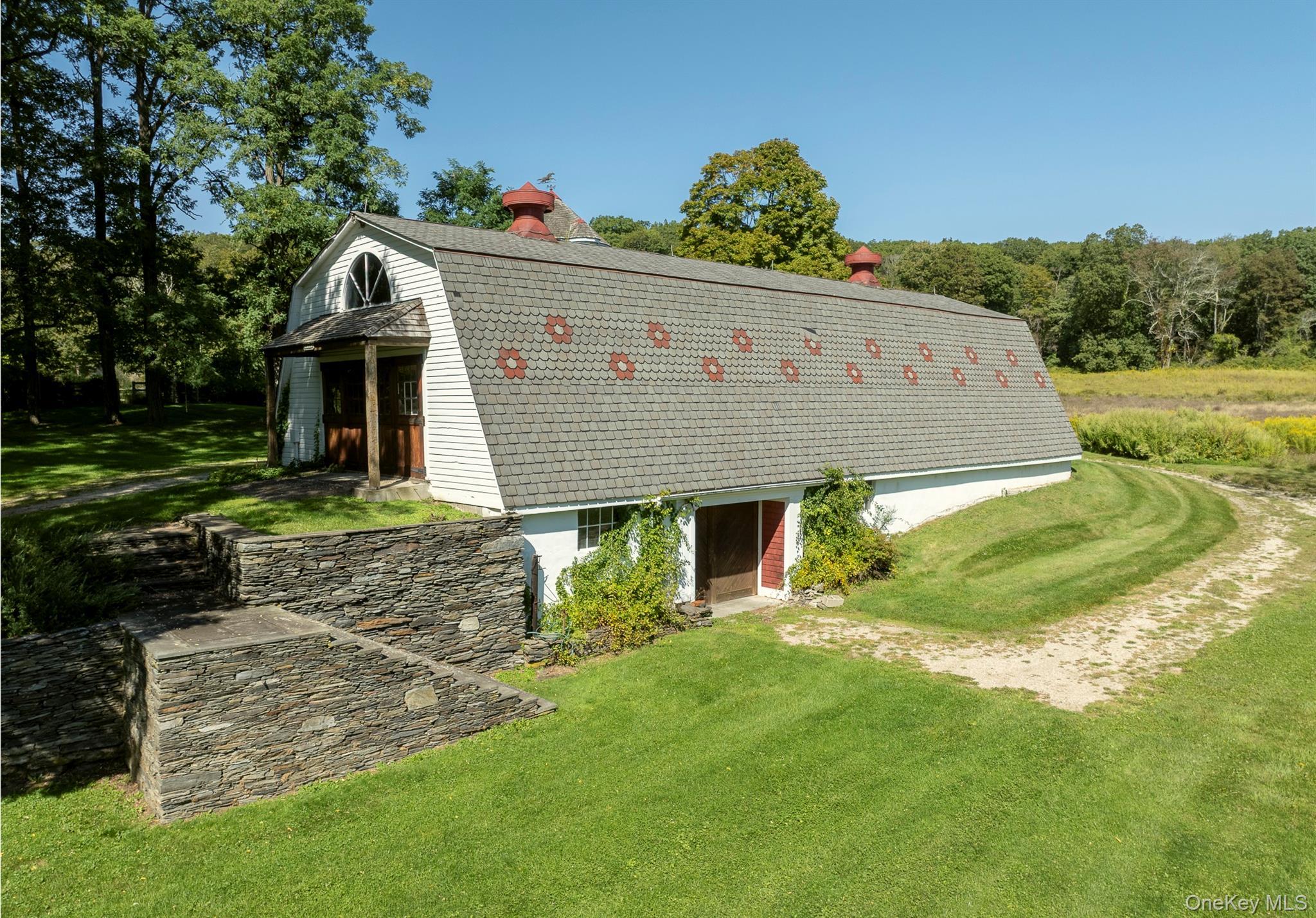 Single Family Tower Hill Dutchess County, NY 12545, MLS-914015-25