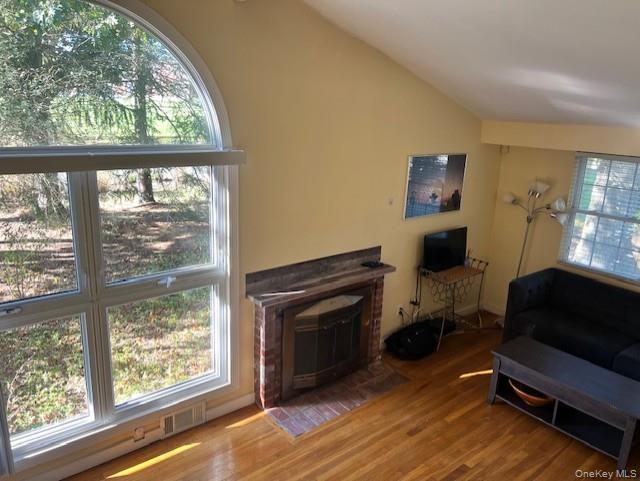 Single Family Lilac  Suffolk County, NY 11978, MLS-914032-9