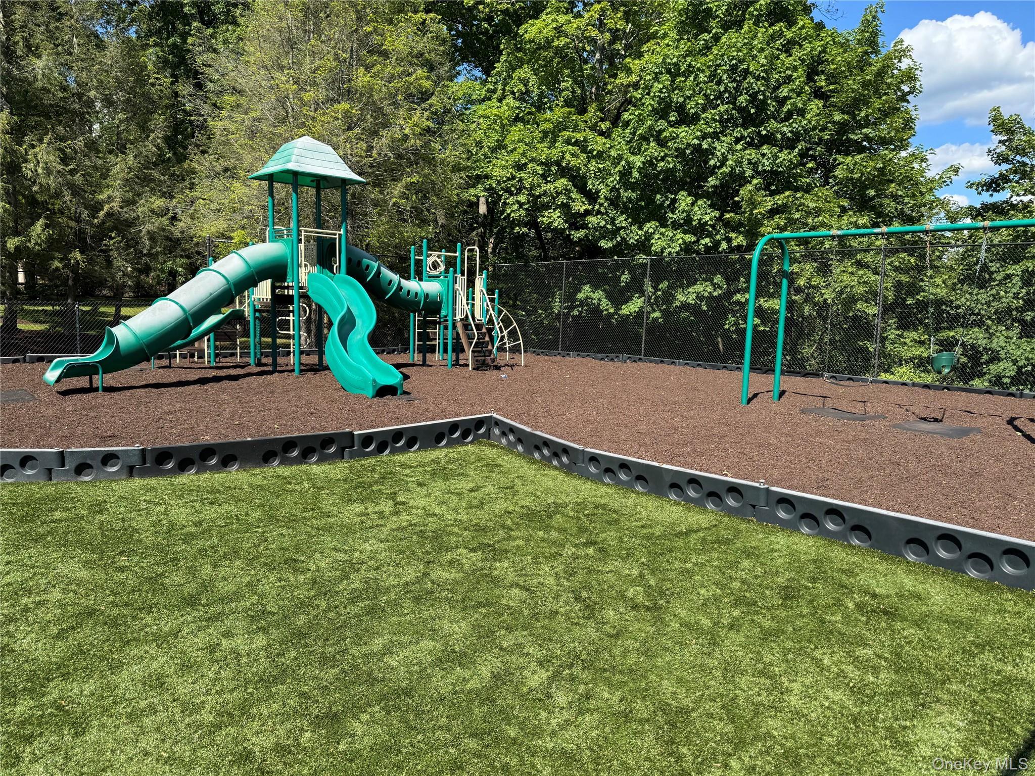 Single Family Greenwood  Westchester County, NY 10510, MLS-914123-45