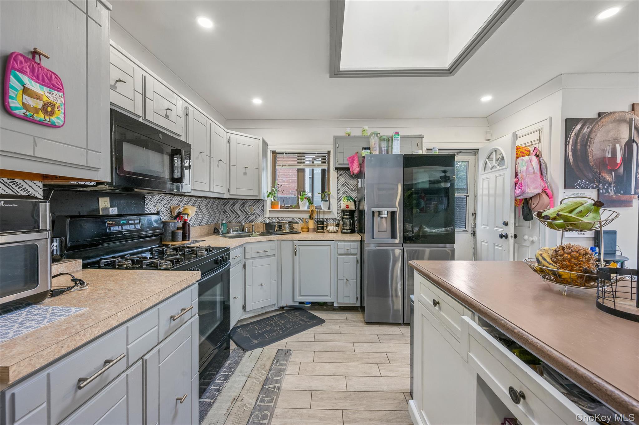 Single Family Biltmore Suffolk County, NY 11951, MLS-914138-8