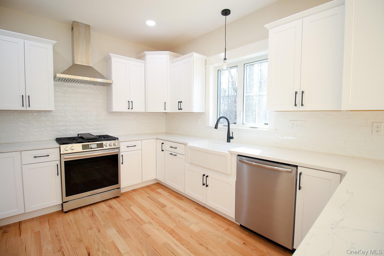 Single Family Azalea  Orange County, NY 10973, MLS-914153-21