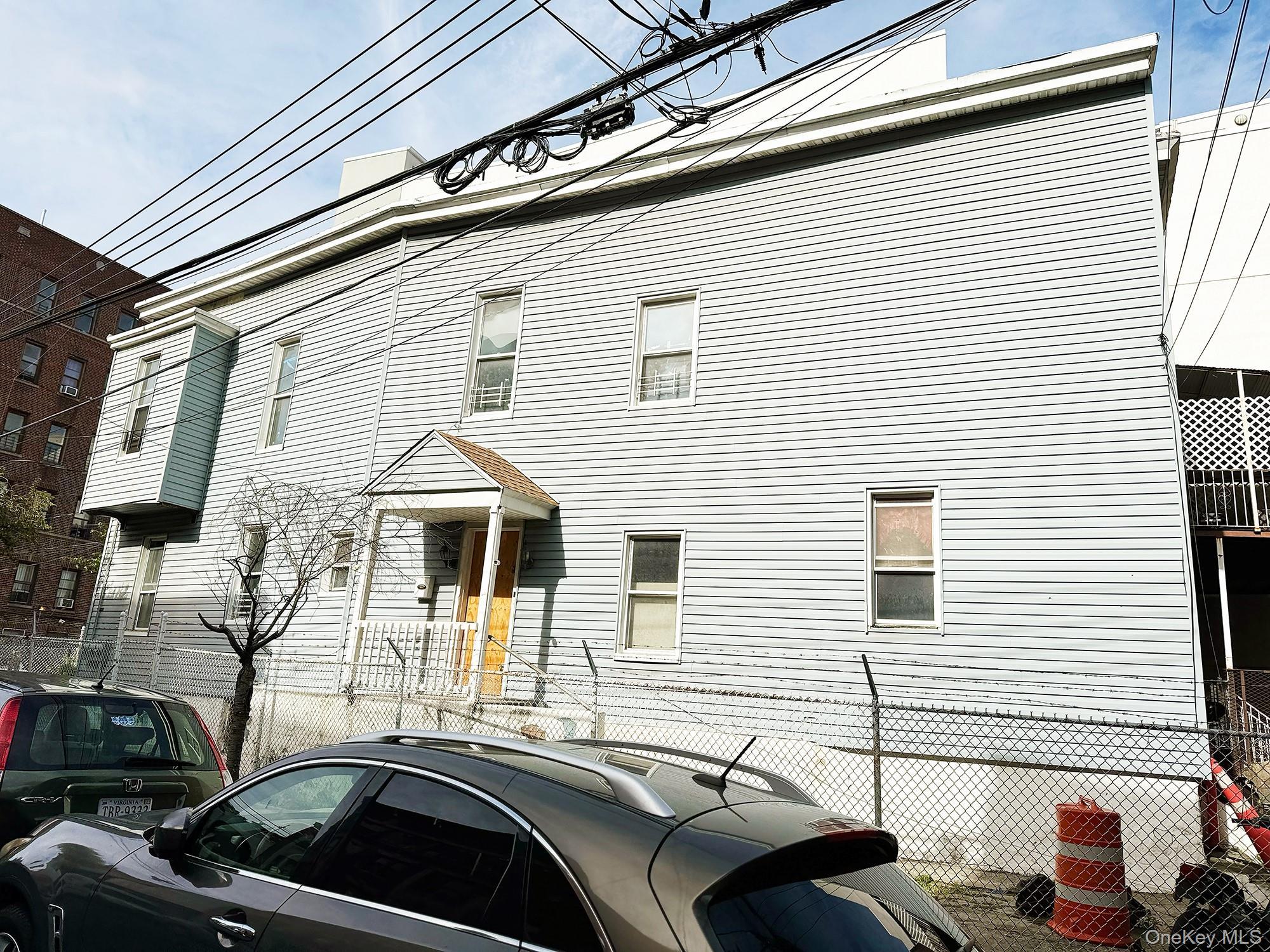 Single Family Bassford Bronx, NY 10457, MLS-914159-10