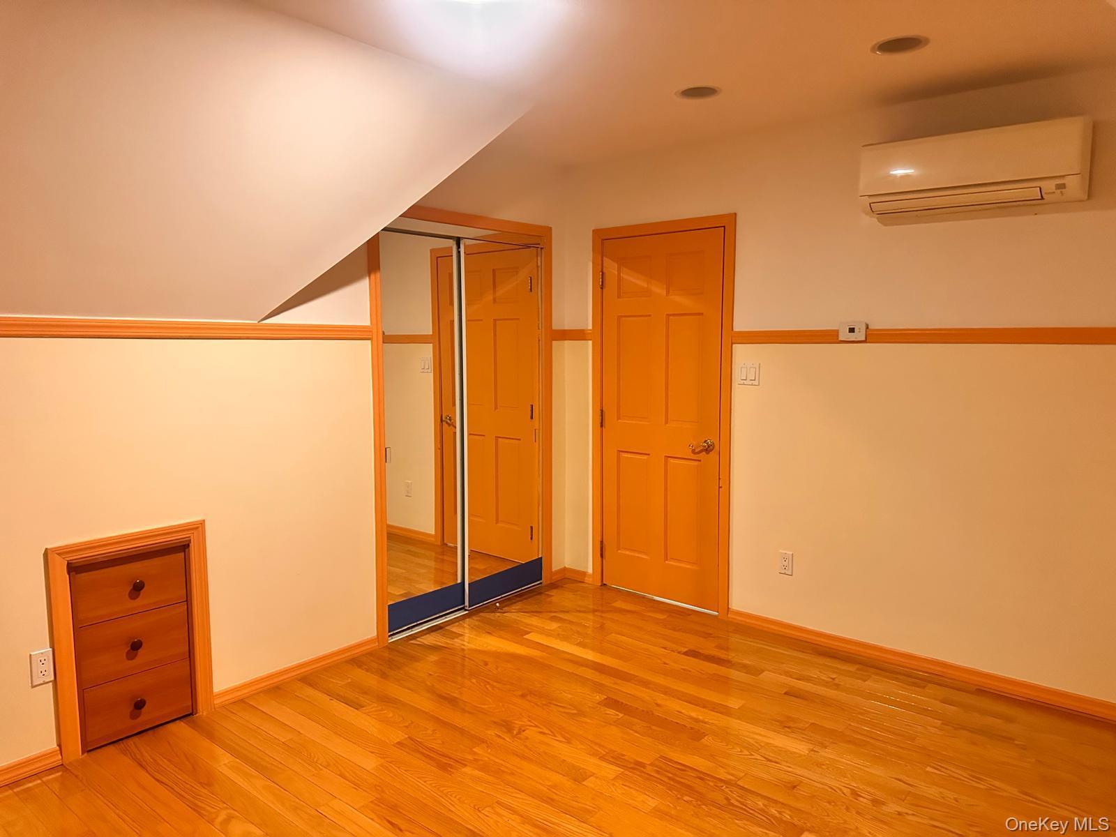 Single Family 168th  Queens, NY 11432, MLS-914162-9