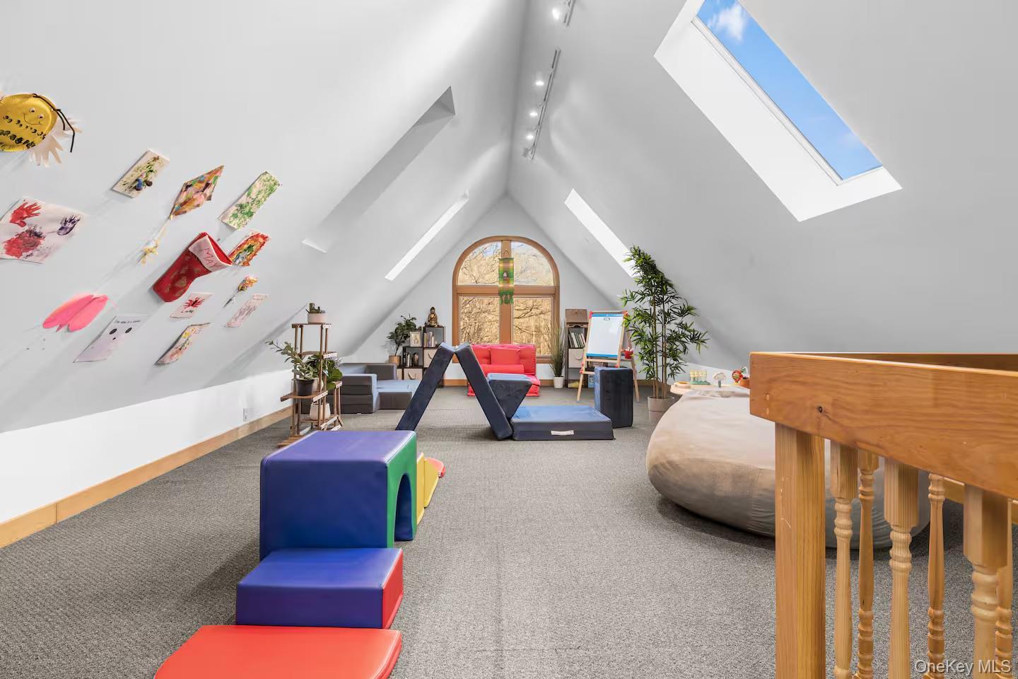 Single Family Spies  Ulster County, NY 12561, MLS-914163-31