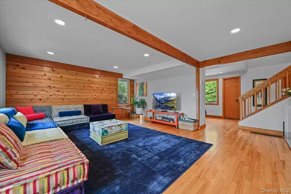 Single Family Spies  Ulster County, NY 12561, MLS-914163-4