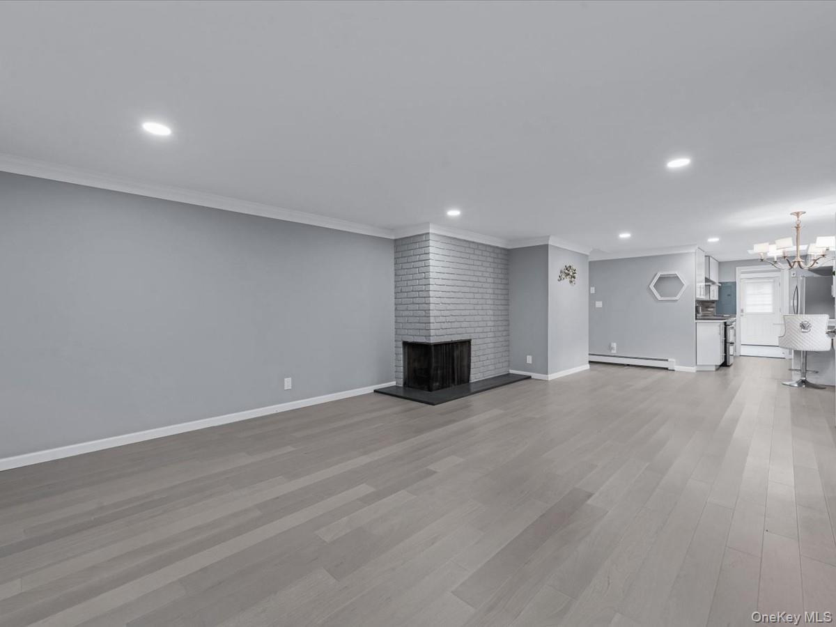 Single Family Ridge Nassau County, NY 11576, MLS-914169-5