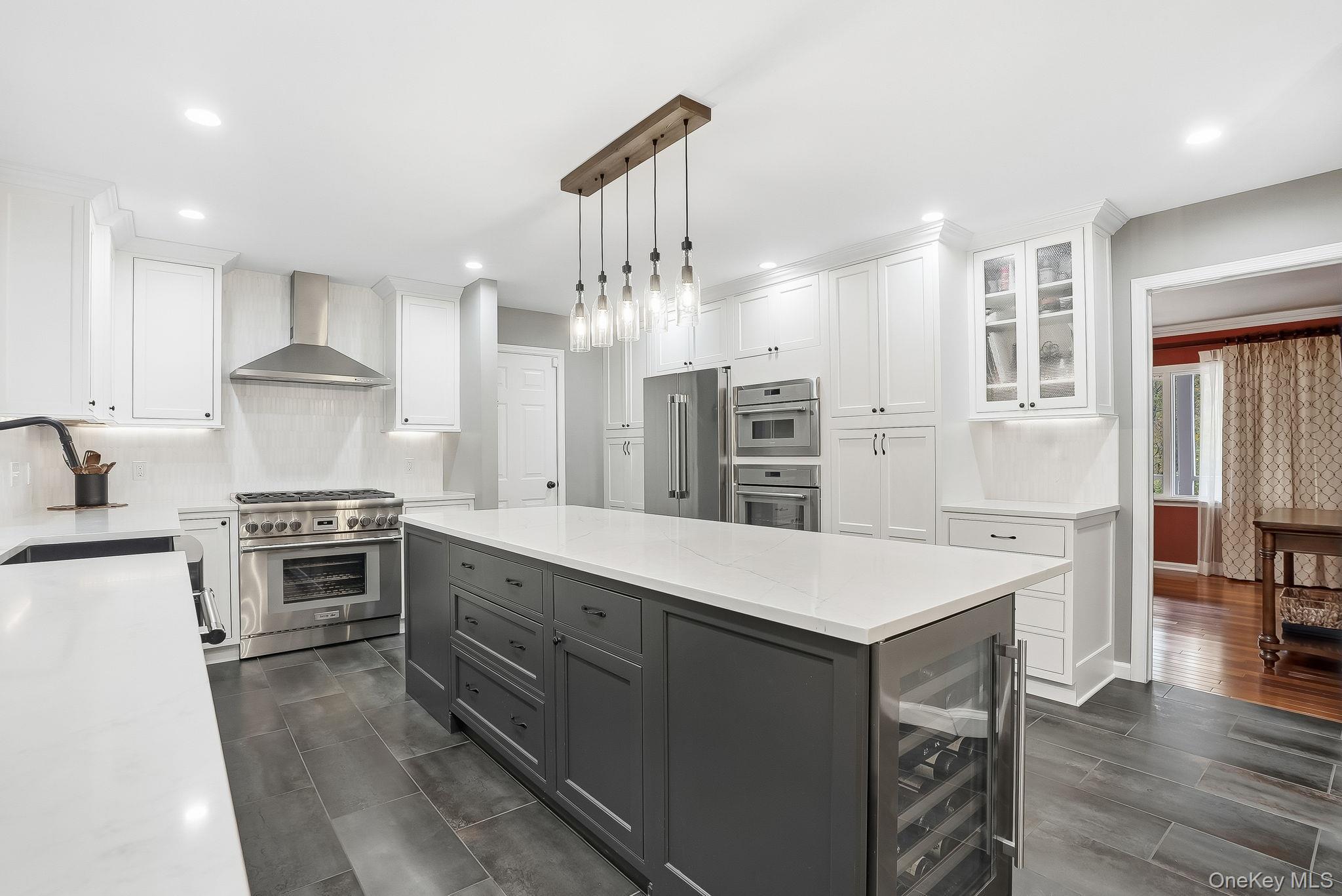 Single Family Dimond  Westchester County, NY 10567, MLS-914179-20