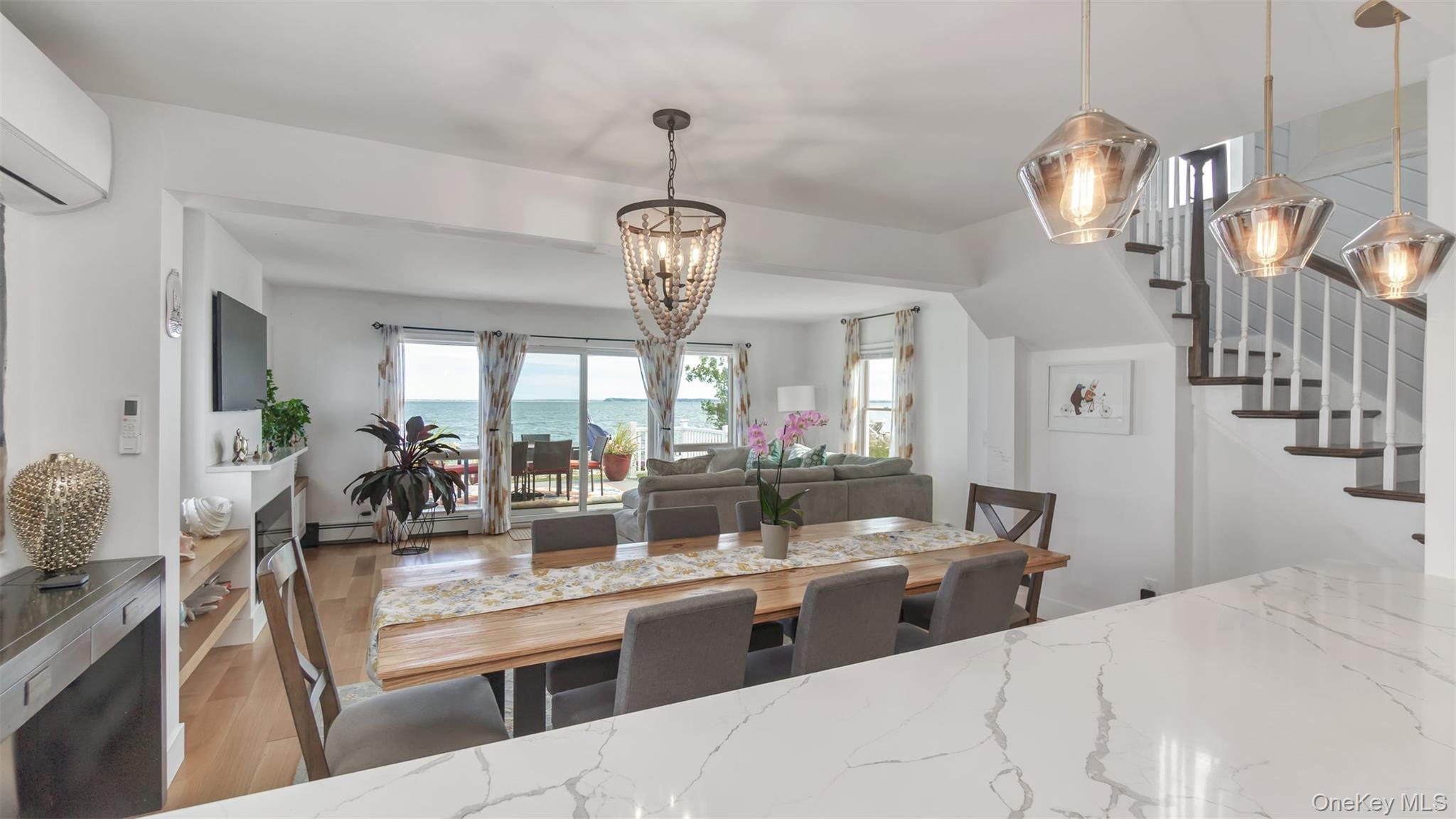 Single Family Main Suffolk County, NY 11939, MLS-914184-7