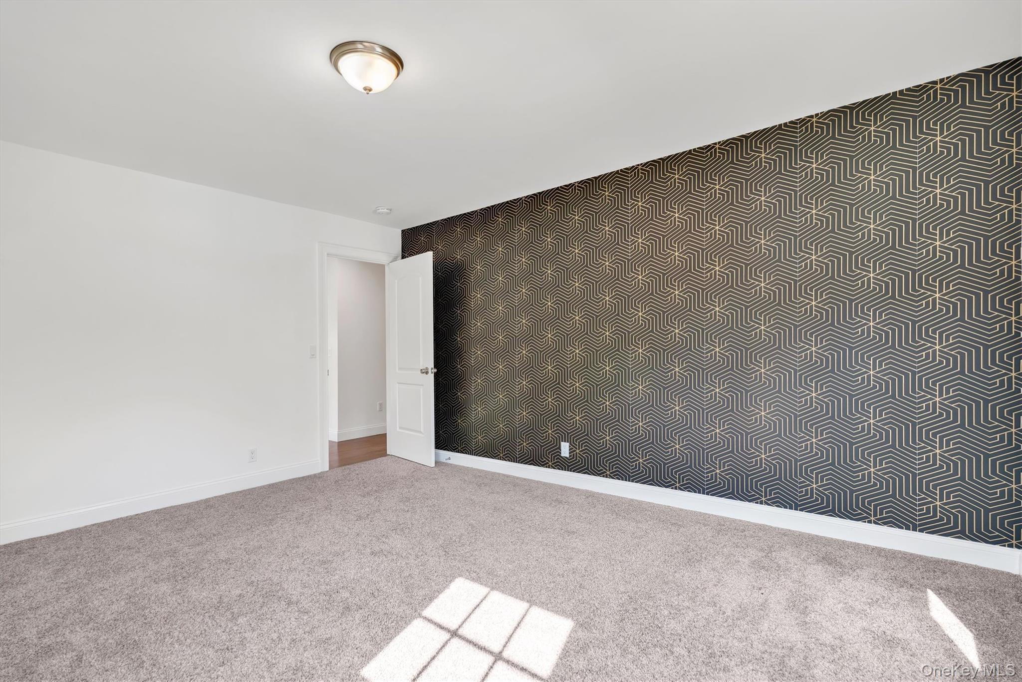 Single Family Culver Suffolk County, NY 11940, MLS-914206-18