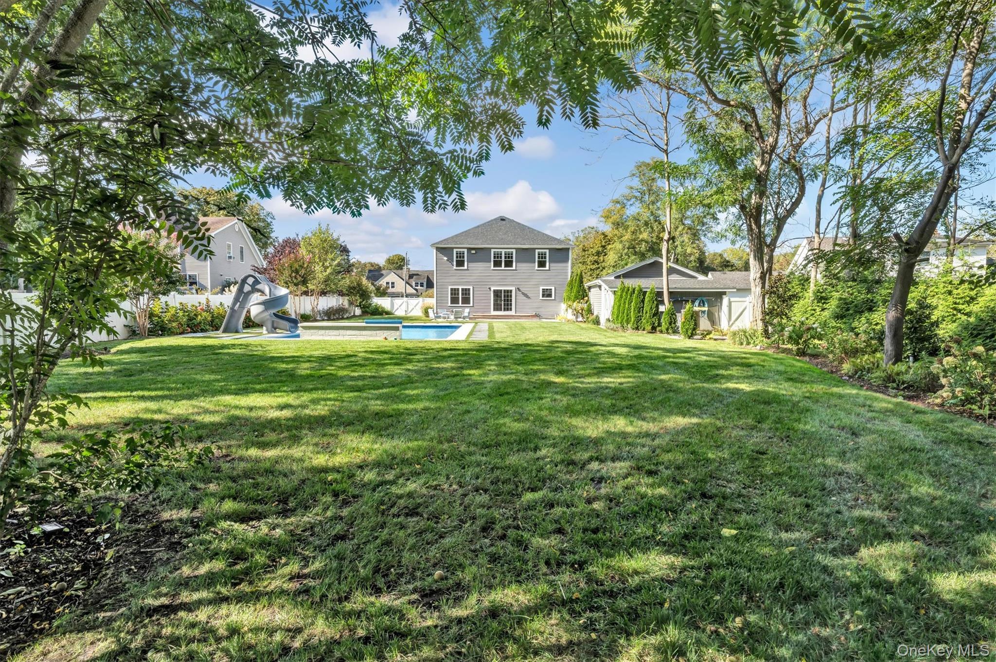 Single Family Culver Suffolk County, NY 11940, MLS-914206-28