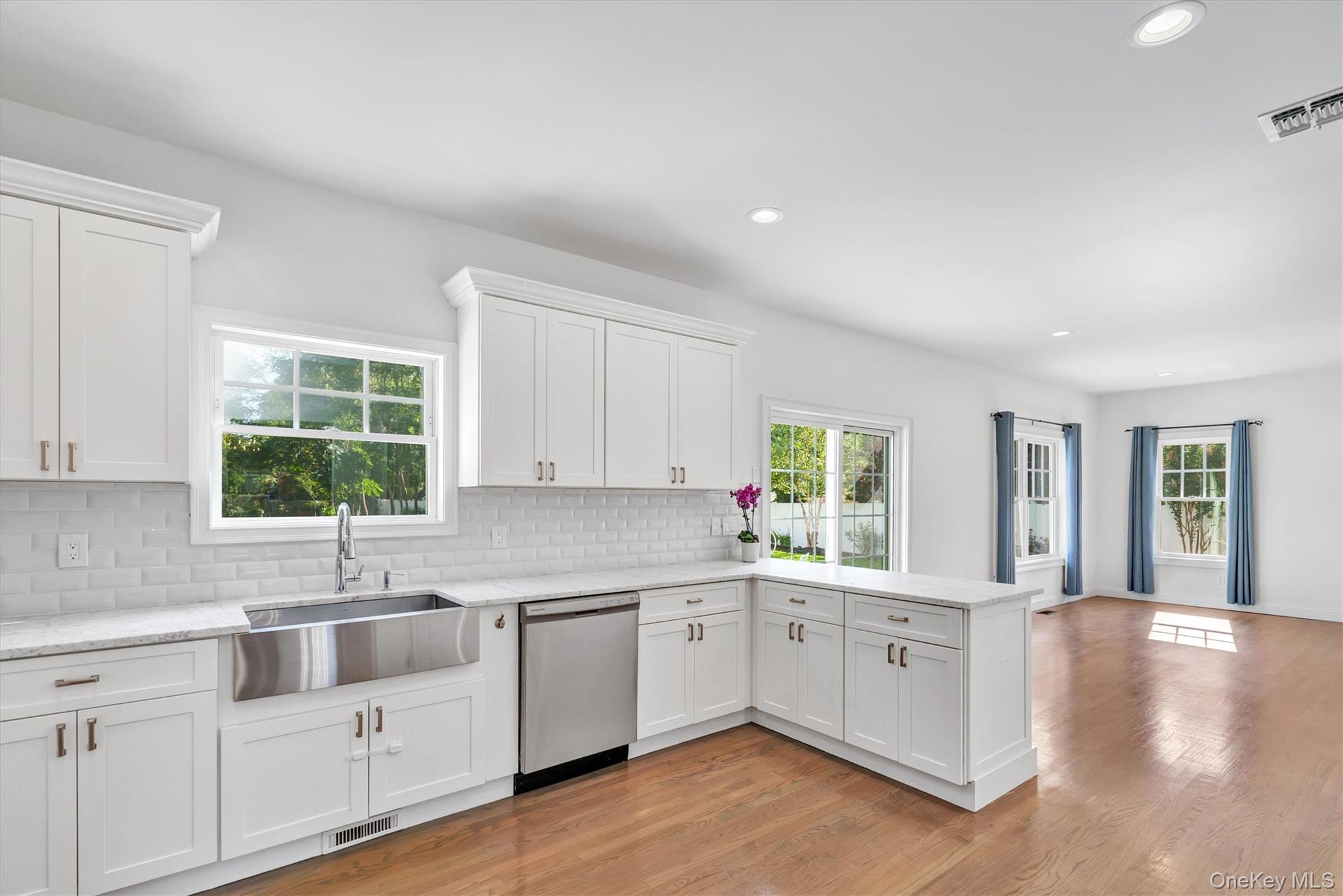 Single Family Culver Suffolk County, NY 11940, MLS-914206-7