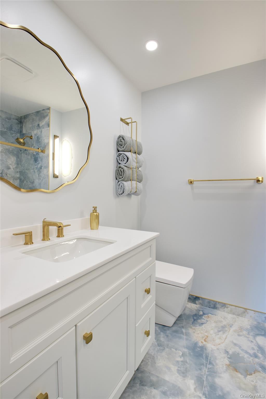 Single Family Tennis Court Nassau County, NY 11771, MLS-914210-21