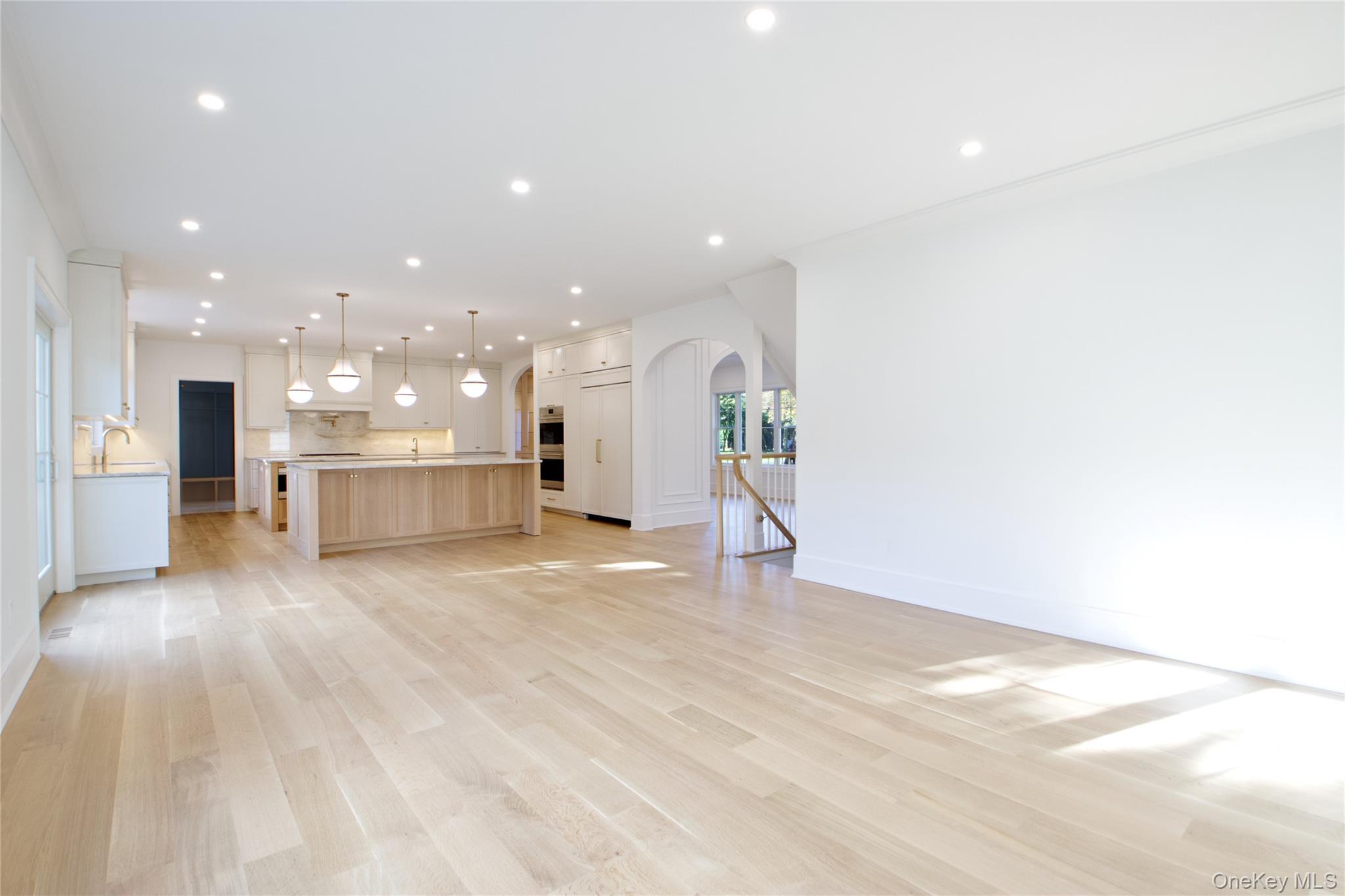 Single Family Brixton Nassau County, NY 11530, MLS-914211-12