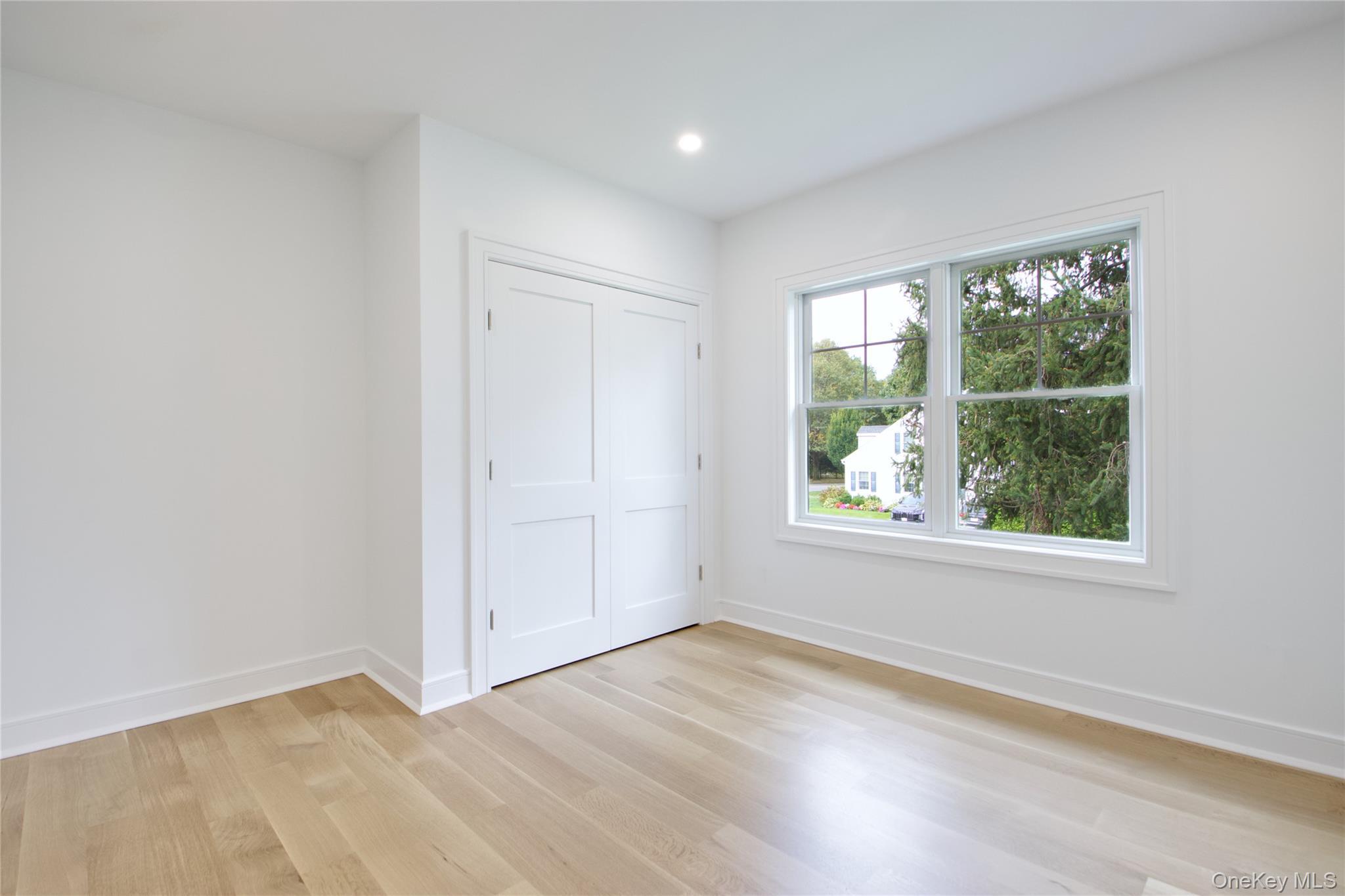 Single Family Brixton Nassau County, NY 11530, MLS-914211-17