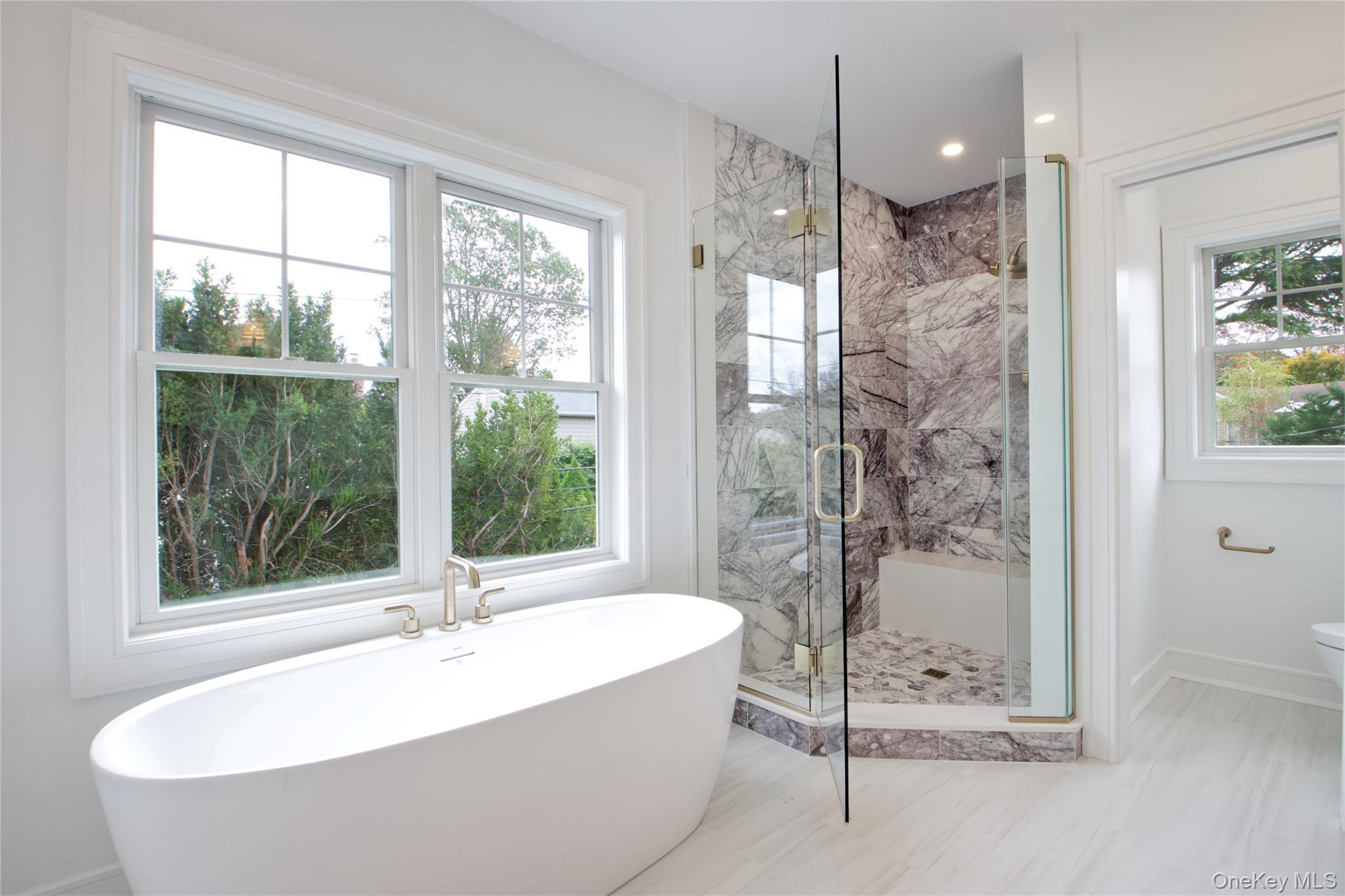 Single Family Brixton Nassau County, NY 11530, MLS-914211-21