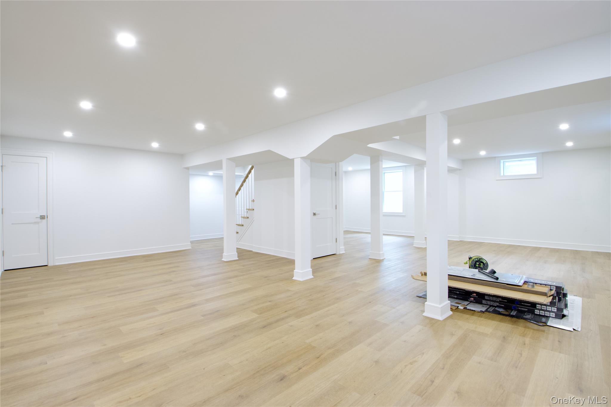 Single Family Brixton Nassau County, NY 11530, MLS-914211-28