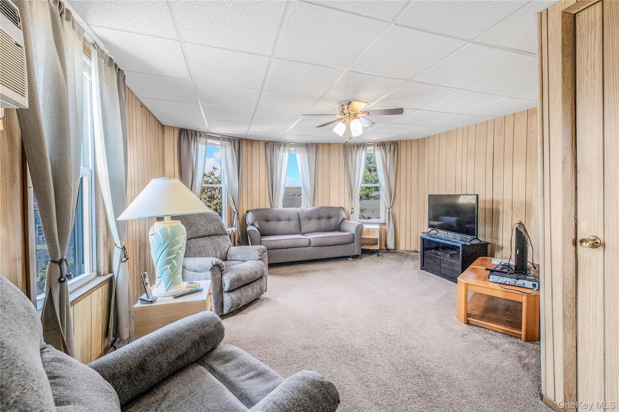 Single Family Tompkins  Westchester County, NY 10710, MLS-914212-16