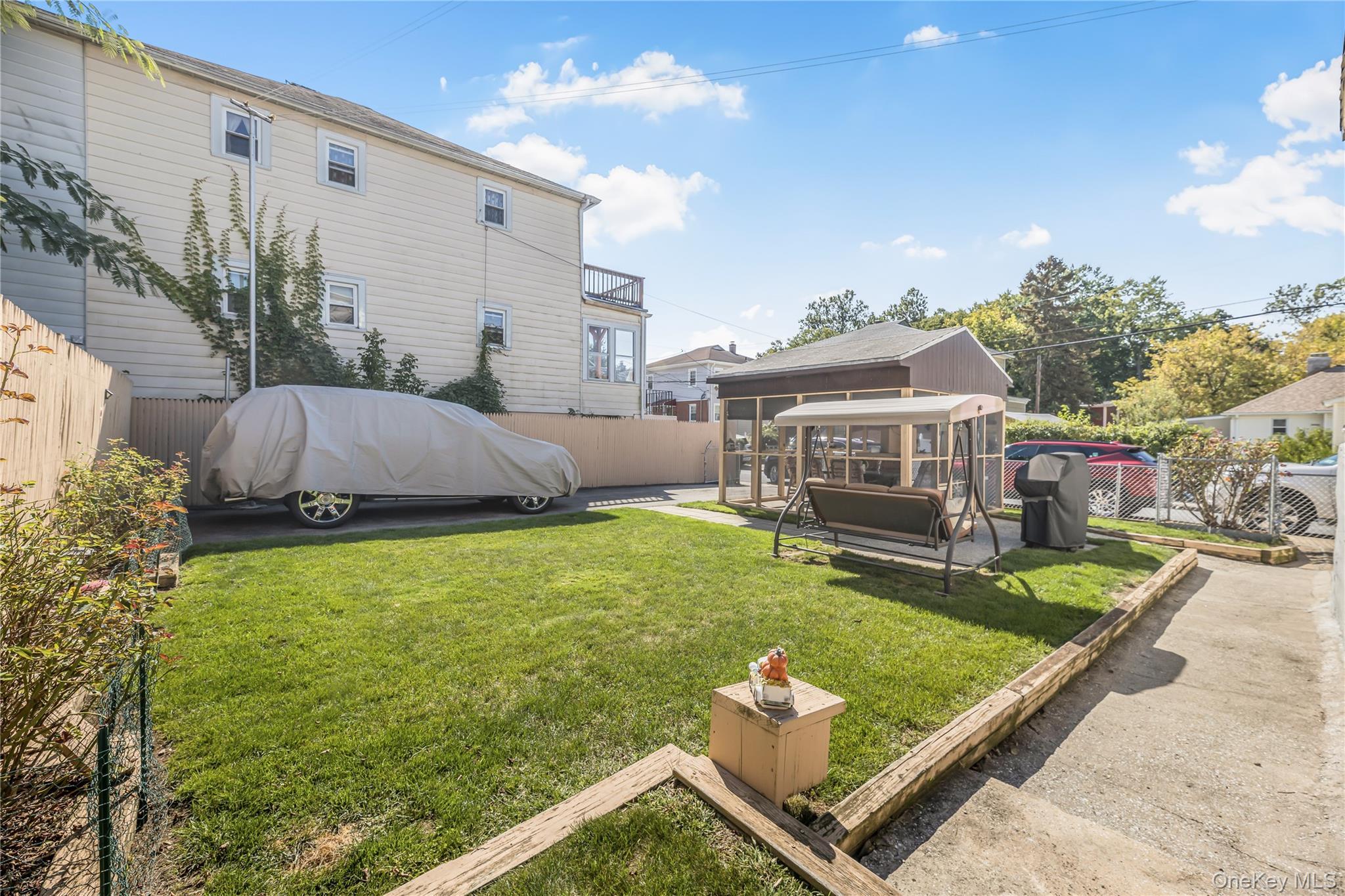 Single Family Tompkins  Westchester County, NY 10710, MLS-914212-33