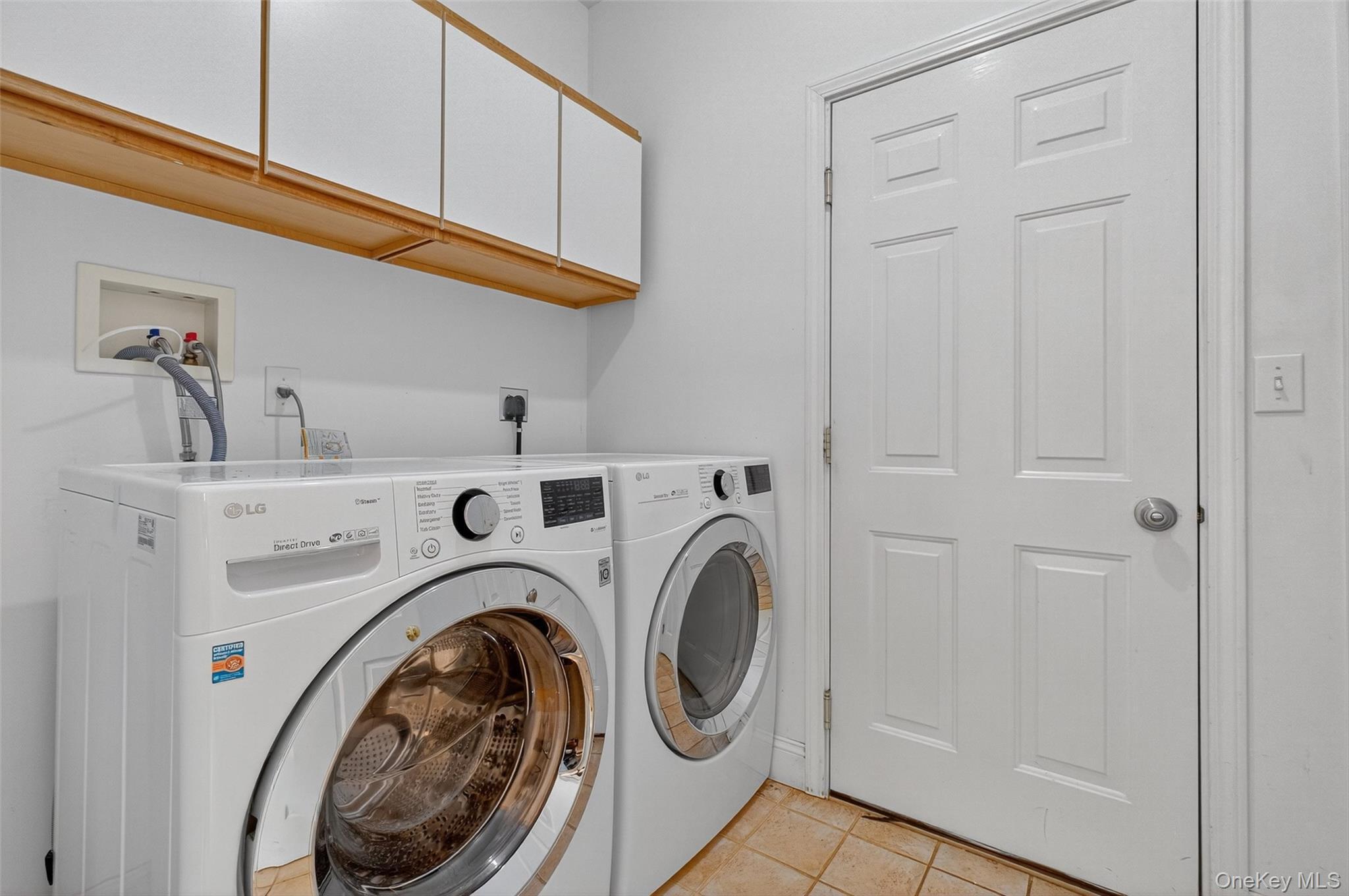 Single Family Santa Anna Dutchess County, NY 12603, MLS-914219-19